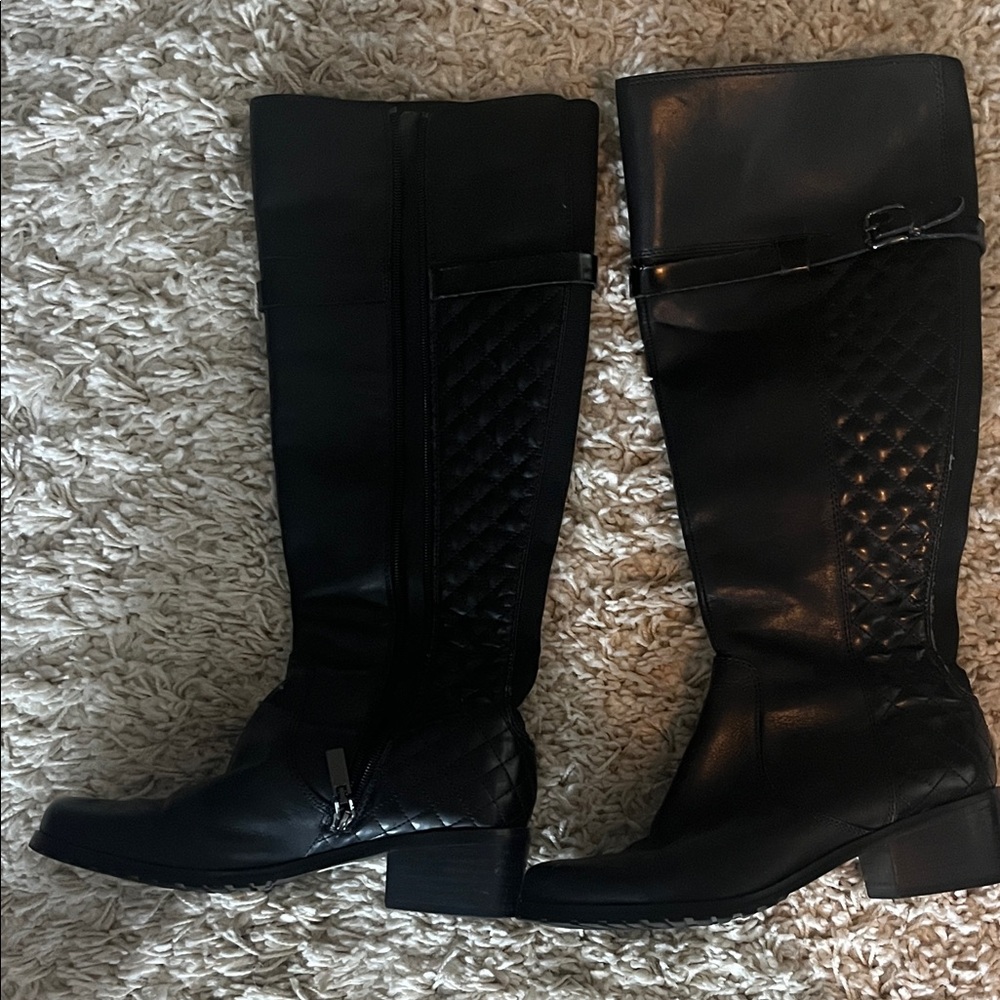 Black quilted boots